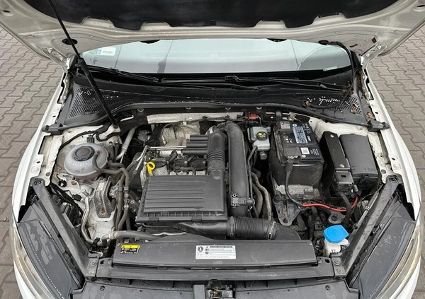 Volkswagen Golf cena 52900 przebieg: 179000, rok produkcji 2017 z Szczecin małe 121